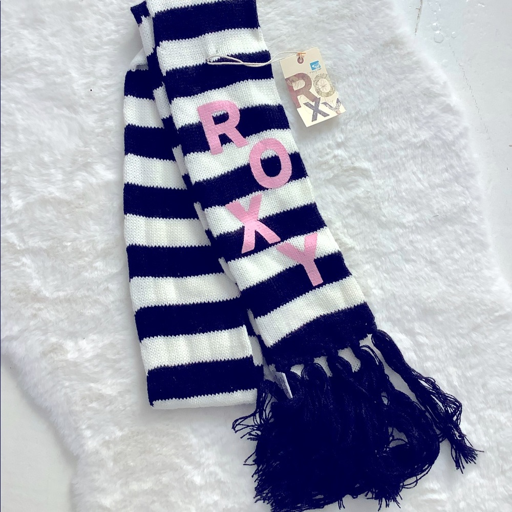 Roxy scarf new